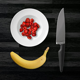 Ingredients for Banana Berry Smoothie.